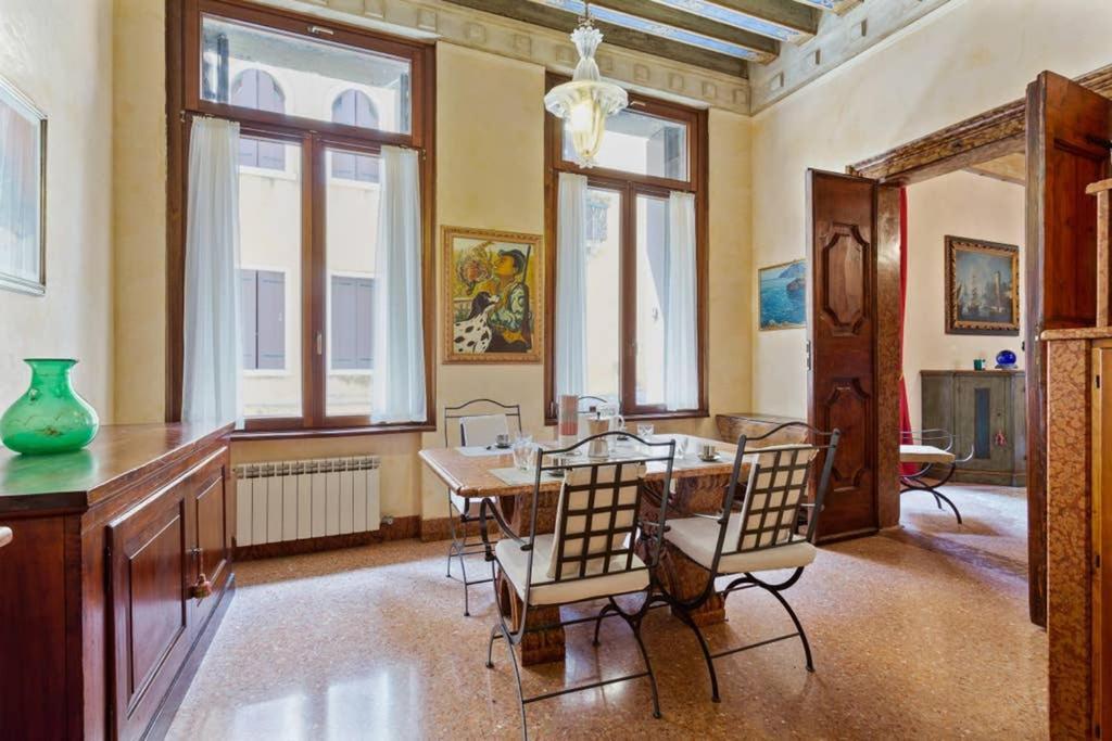 Doge Palace Luxury Apartment - Cannaregio Venedig Exteriör bild