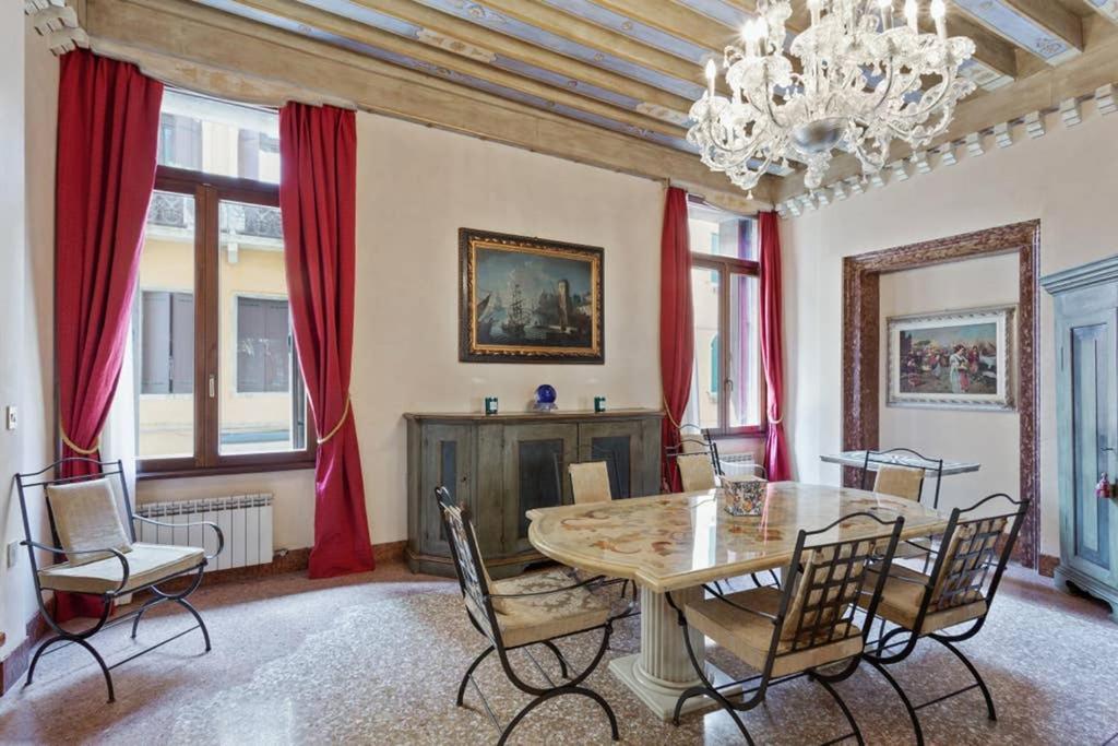 Doge Palace Luxury Apartment - Cannaregio Venedig Exteriör bild