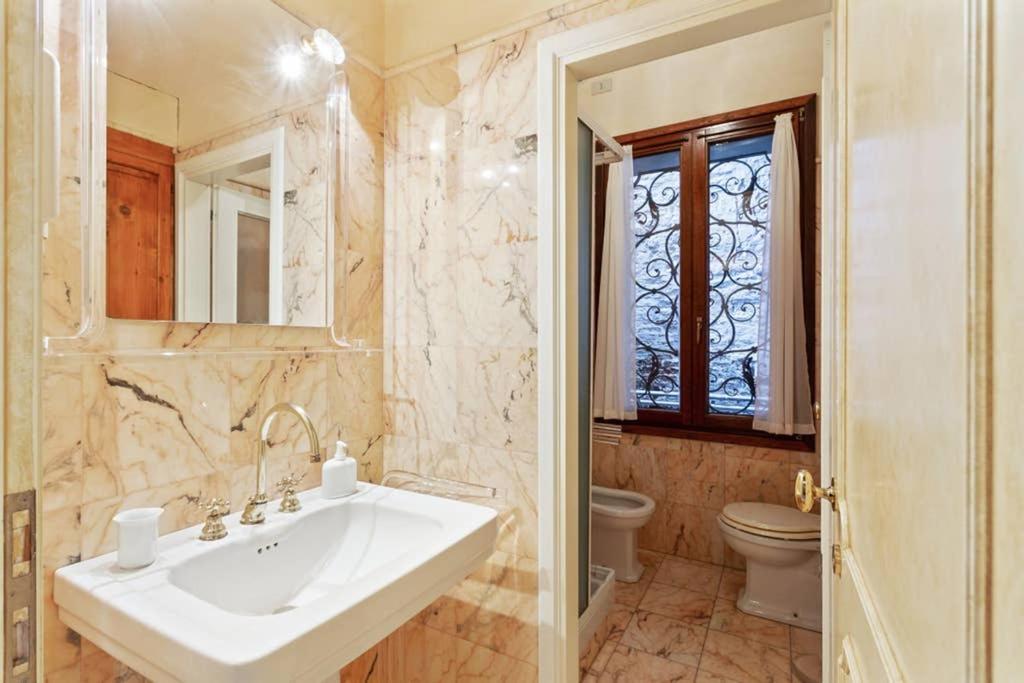 Doge Palace Luxury Apartment - Cannaregio Venedig Exteriör bild