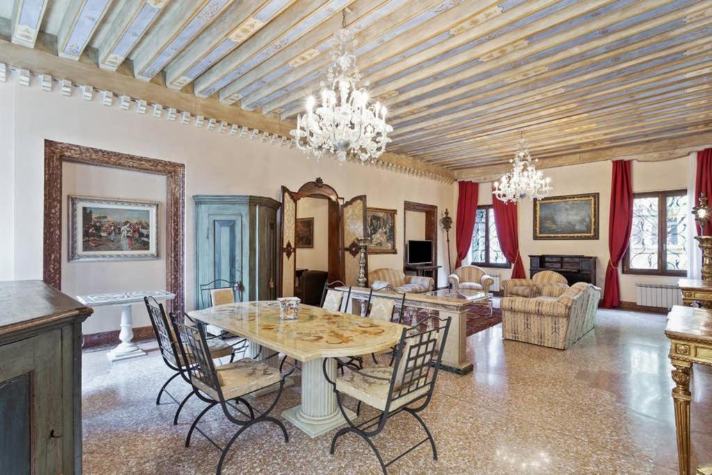 Doge Palace Luxury Apartment - Cannaregio Venedig Exteriör bild