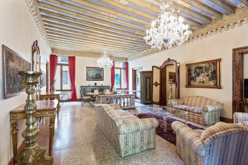 Doge Palace Luxury Apartment - Cannaregio Venedig Exteriör bild