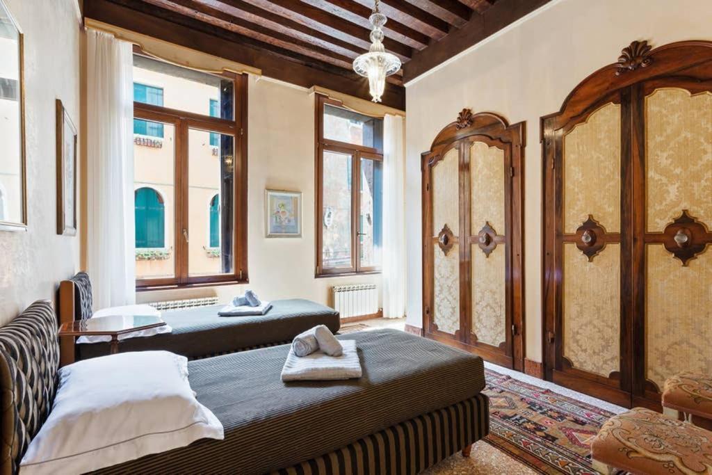 Doge Palace Luxury Apartment - Cannaregio Venedig Exteriör bild